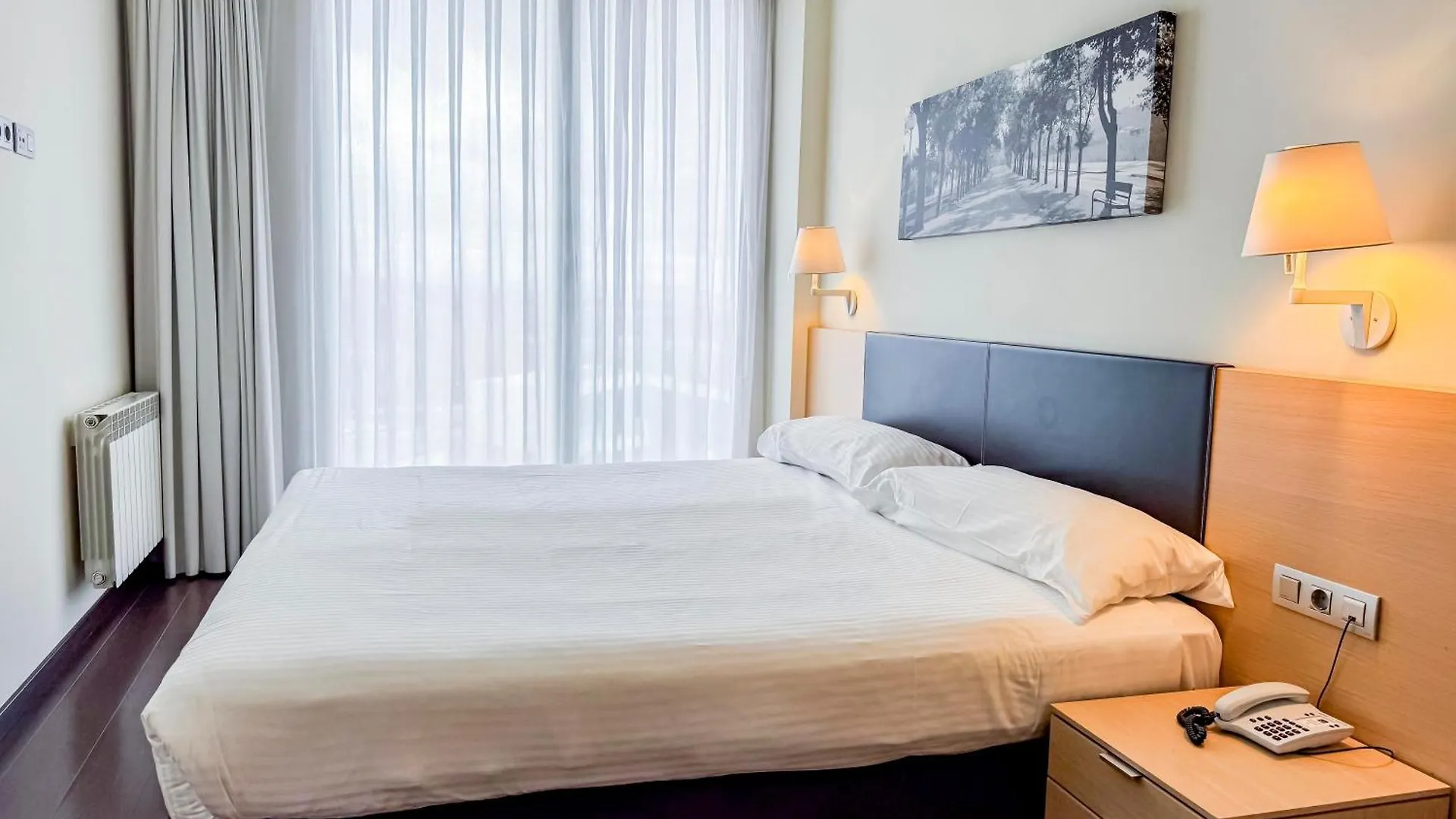 Hotel Jardines De Uleta Suites Vitoria-Gasteiz 4*,